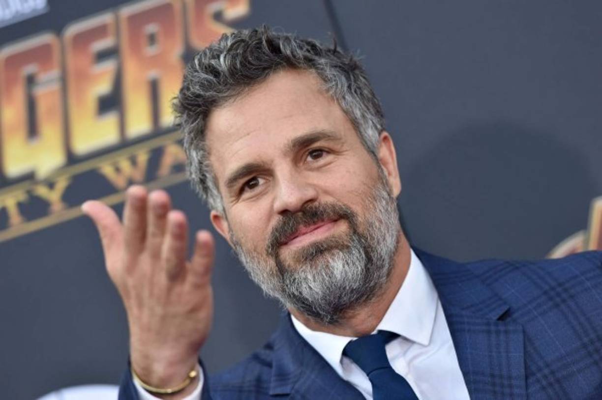 '¡Gran trabajo para todos! Trabajamos muy duro por esto. Perdimos tanta gente hermosa y debemos celebrar por ellos y continuar a partir de ahora en buen camino', escribió el actor Mark Ruffalo.