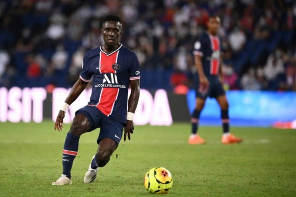 Idrissa Gueye: Senagalés que juega como centrocampista y no entra en los planes del cuerpo técnico del PSG. Foto AFP.