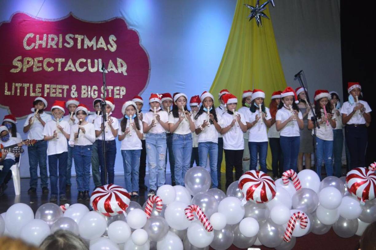 Little Feet &amp; Big Step y su musical “Christmas Spectacular”