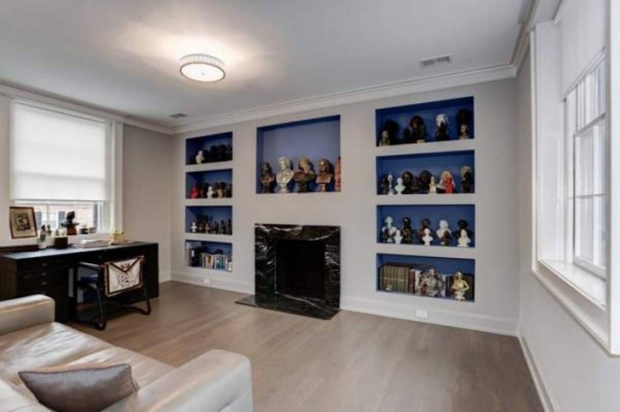 The daughter and advisor of US President Donald Trump, Ivanka Trump, attends the inauguration ceremony of Mexico's President Andres Manuel Lopez Obrador, at the Congress of the Union, in Mexico City on December 1, 2018. - Lopez Obrador, 65, won Mexico's July 1 election in a landslide, and euphoric supporters are full of hope that the fiery populist will bring sweeping change, slash poverty and fight endemic corruption. (Photo by RONALDO SCHEMIDT / AFP)