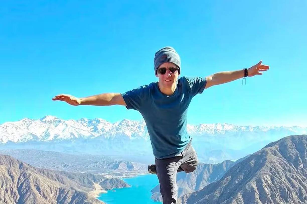 El gendarme estaba de vacaciones y pretendía reunirse con su pareja, María Gómez, de nacionalidad venezolana y residente argentina hace 6 años, en Caracas, con quien tiene un hijo de 2 años.