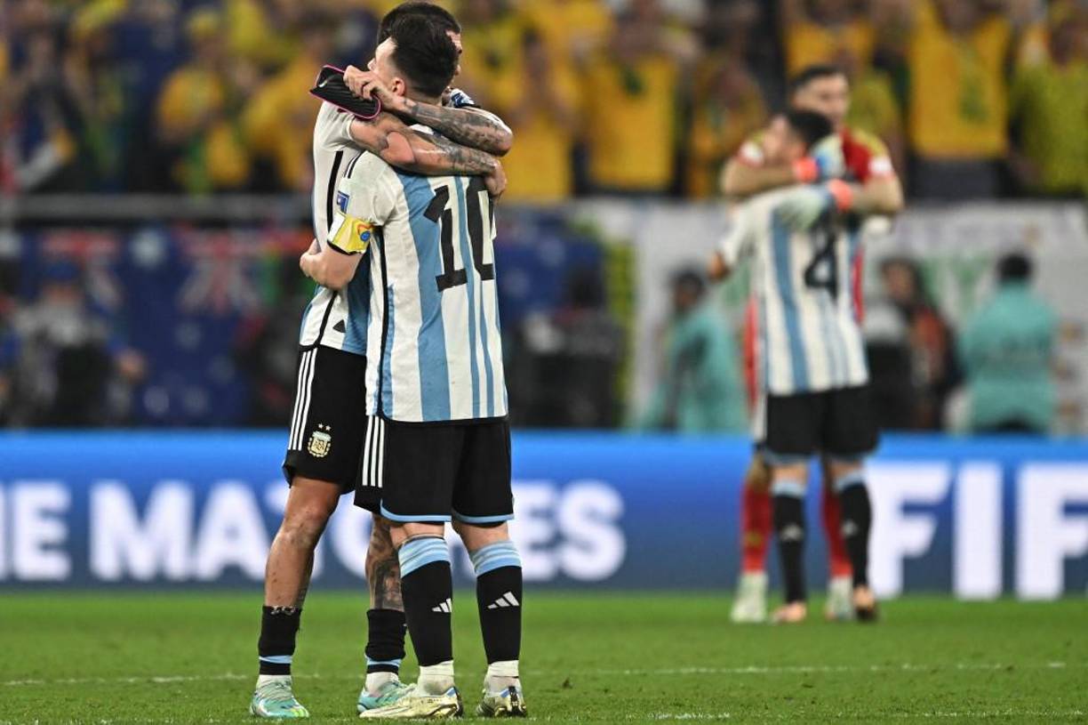 Rodrigo De Paul se había convertido en el líder de esa nueva camada y, junto al Papu Gómez, Lo Celso y Paredes, tomó la vocería del grupo. El jugador se encargó de integrar a Messi.