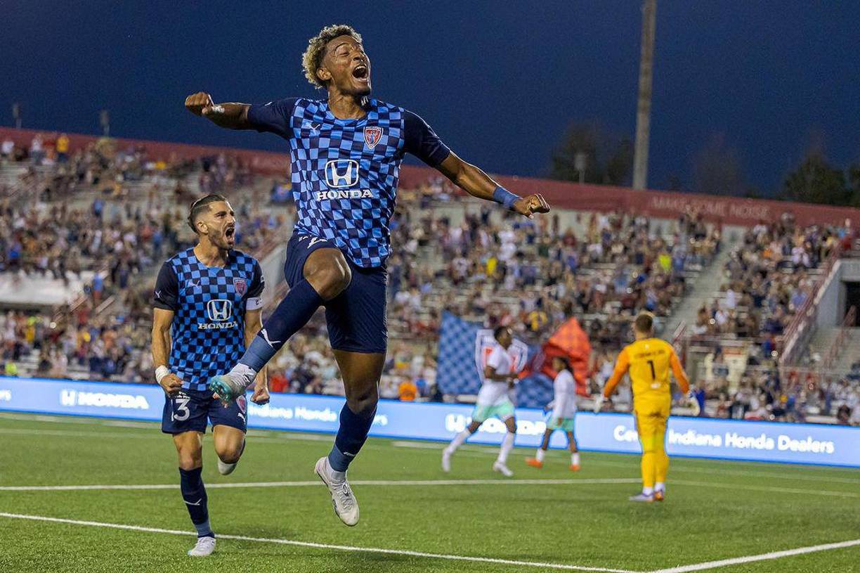 El momento de Martinez en el Indy Eleven de la USL de los Estados Unidos, fue suficiente para ser tomado en cuenta en la convocatoria de Reinaldo Rueda para enfrentar a México.
