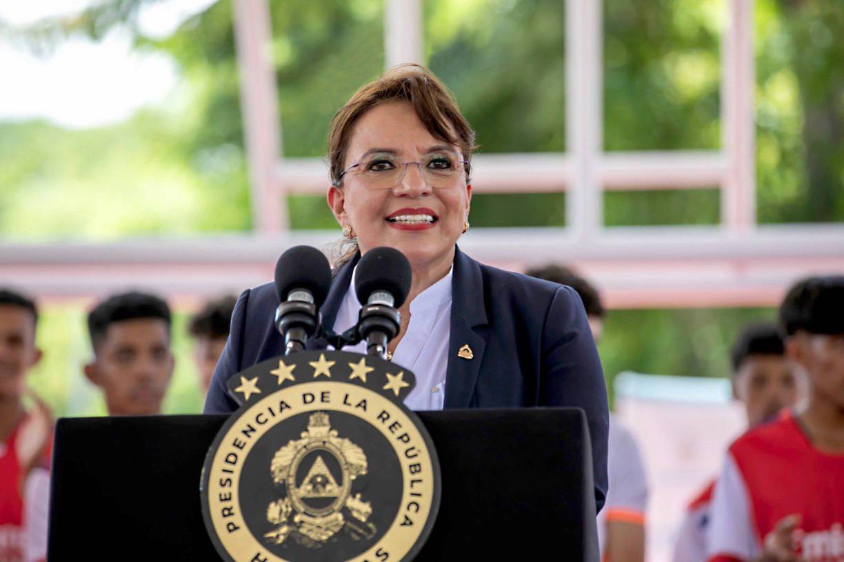 Los opositores han cuestionado el accionar de la titular del Ejecutivo. 