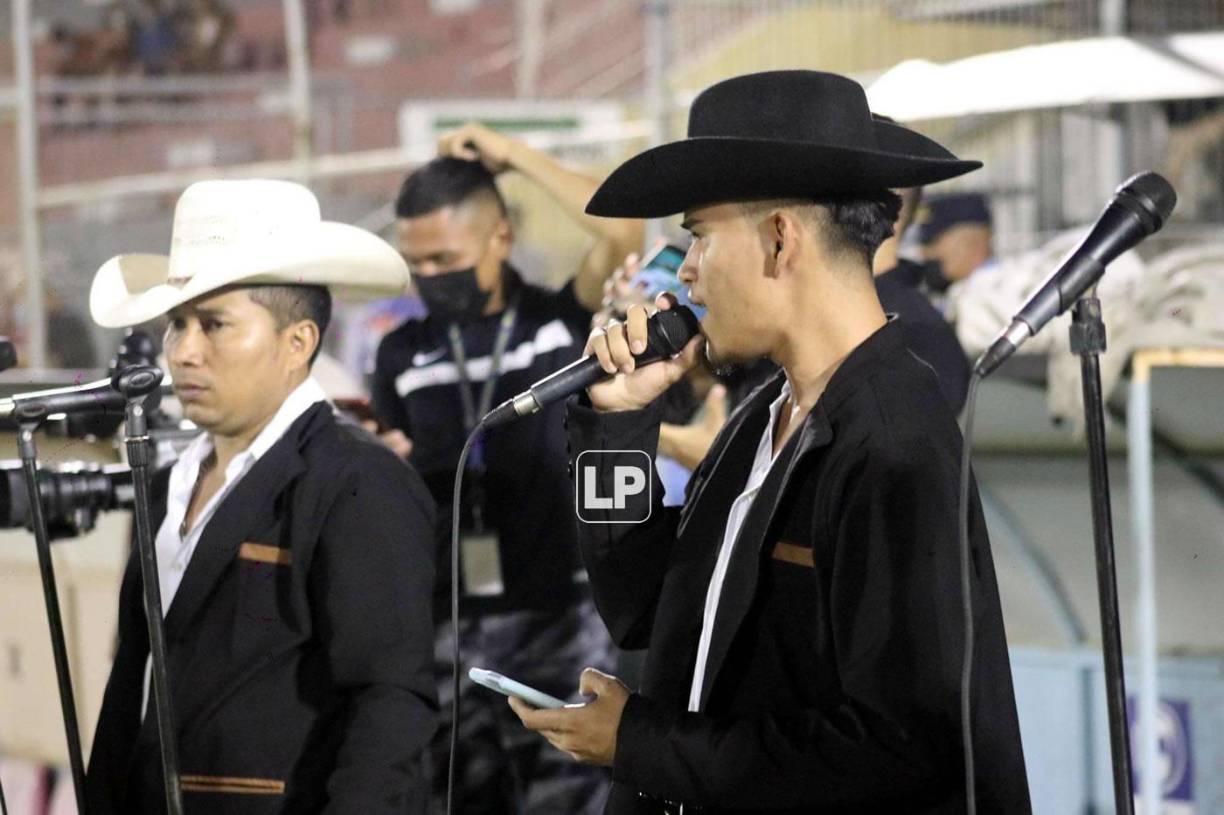 Un gran ambiente se vivió en La Ceiba en el duelo entre Victoria y Honduras Progreso.