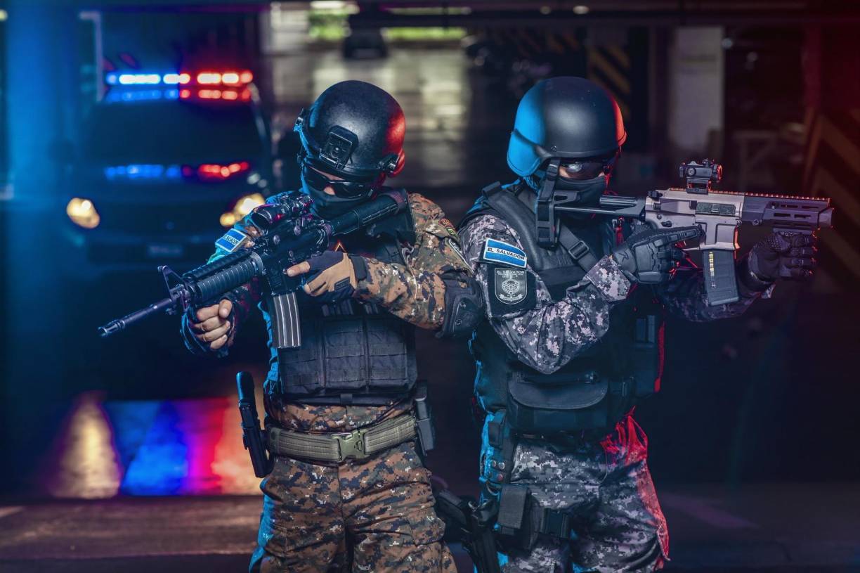 “Cercar” grandes ciudades de El Salvador es parte, de acuerdo con Bukele, de la quinta fase del Plan Control Territorial, que fue lanzando en 2019 y al que se atribuye la baja en de los homicidios a través de frenar las fuentes de financiamiento de las maras y retomar las zonas controladas por estas bandas.