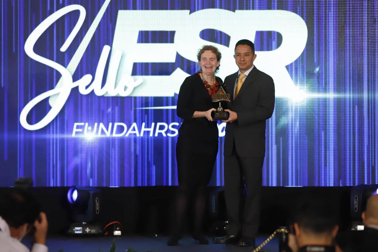 Entregan el “Sello Fundahrse” a 71 empresas