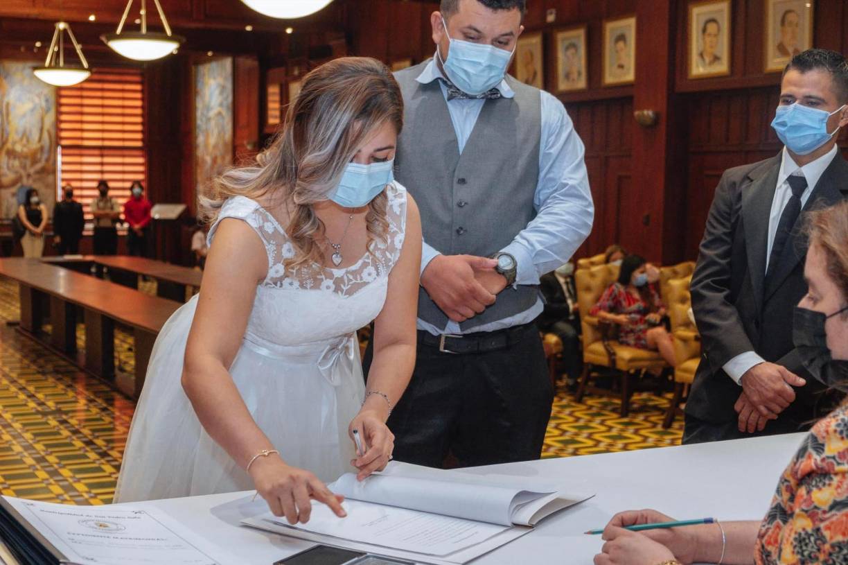 Los novios vistieron sus mejores galas.