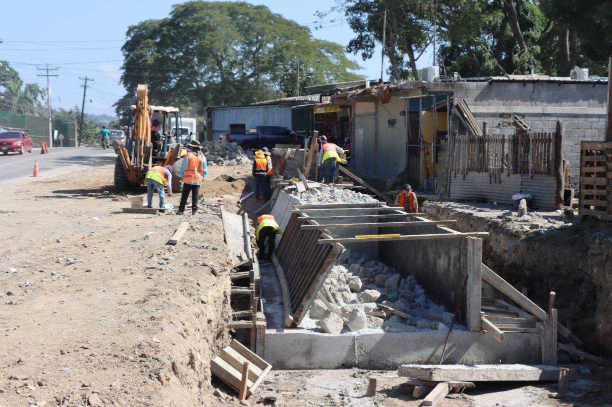 Así avanzan los trabajos del puente en vado a Jucutuma