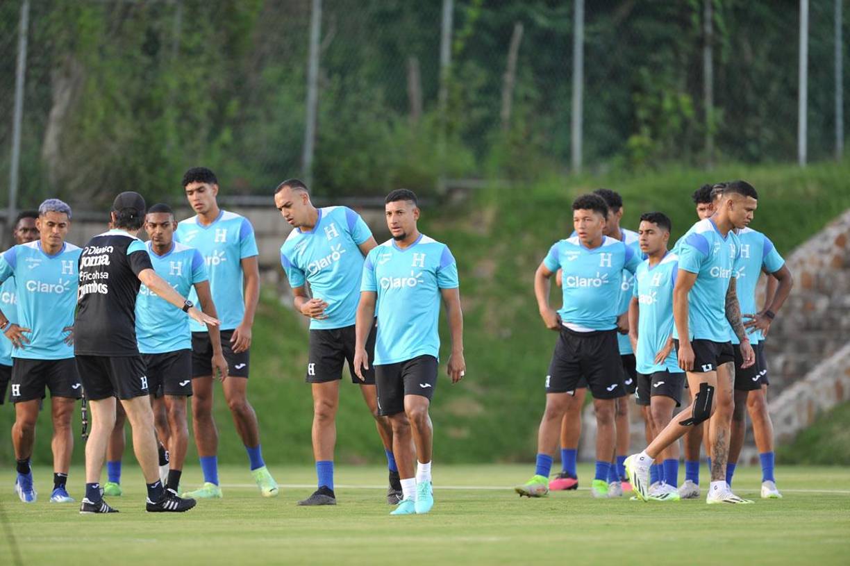 La Selección de Honduras entrenó este viernes en el Centro de Alto Rendimiento José Rafael Ferrari, sede del Olimpia.