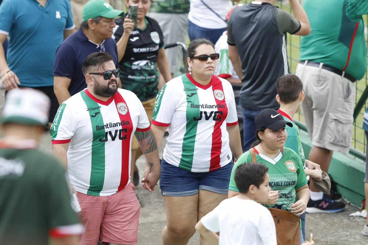 Los aficionados disfrutaron de un gran partido este domingo, en el cierre de la fecha 2 del Apertura 2023.