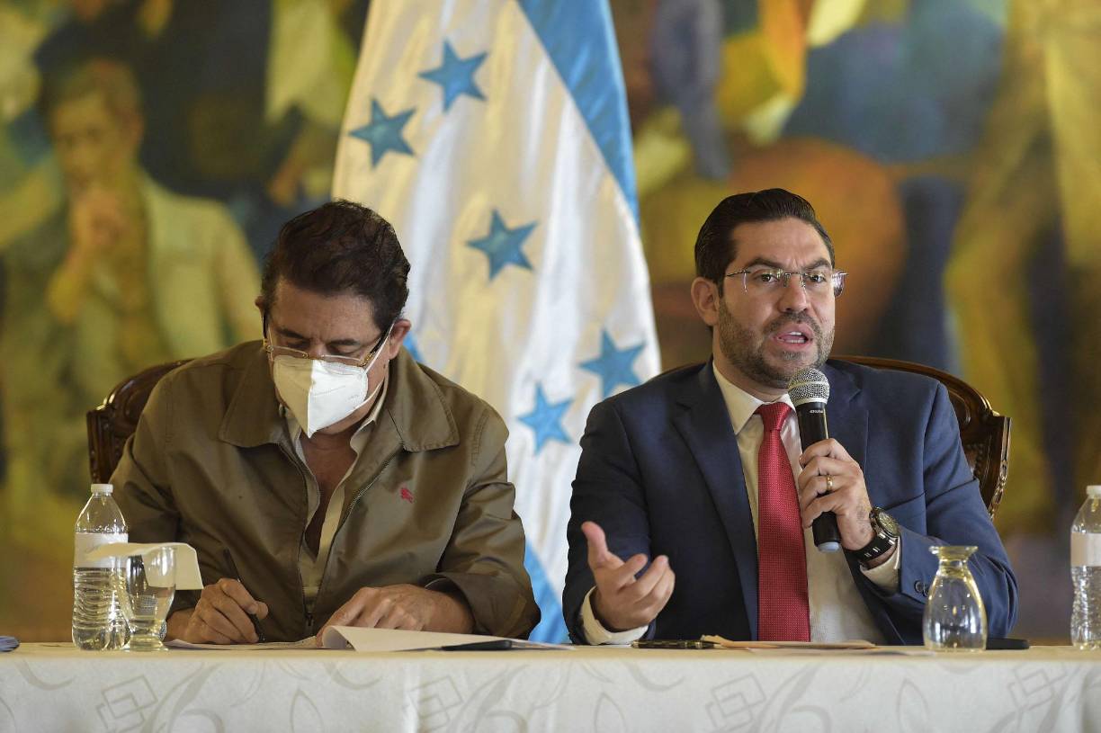 En sintonía con la autoridad policial, Jorge Cálix pronunció en televisión: “es falso que la Policía me haya detenido o me haya encubierto. Estoy sorprendido con las declaraciones de la subsecretaría”.