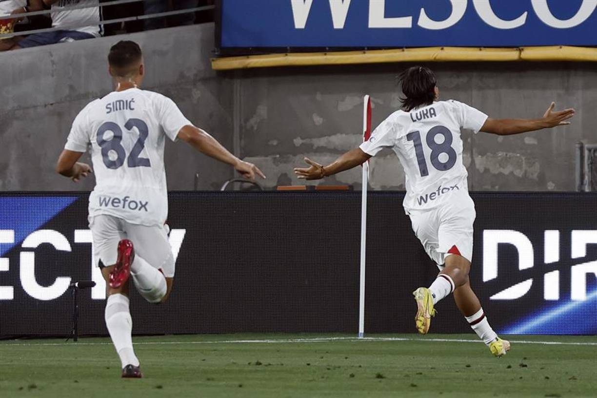 Más adelante tras un despeje defectuoso de Nacho acabó en recuperación del conjunto “rossonero” y en un balón en la frontal para el argentino Luka Romero, que acababa de entrar en sustitución de Messias Jr. y que se lució con un zurdazo precioso a la escuadra de Lunin.