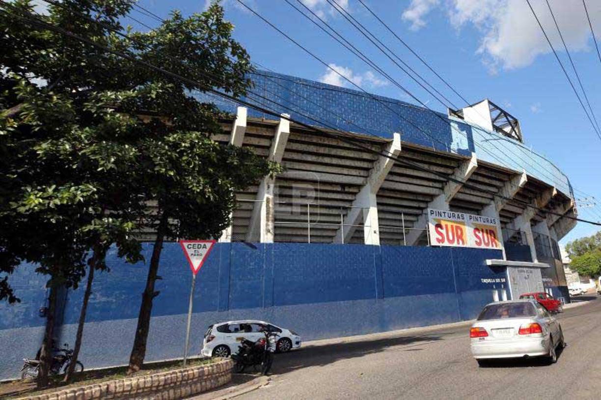 Tras la remoción del terreno de juego del coloso capitalino, se han encontrado nuevos hallazgos que dejan al descubierto el mal trabajo en el sistema de drenaje.