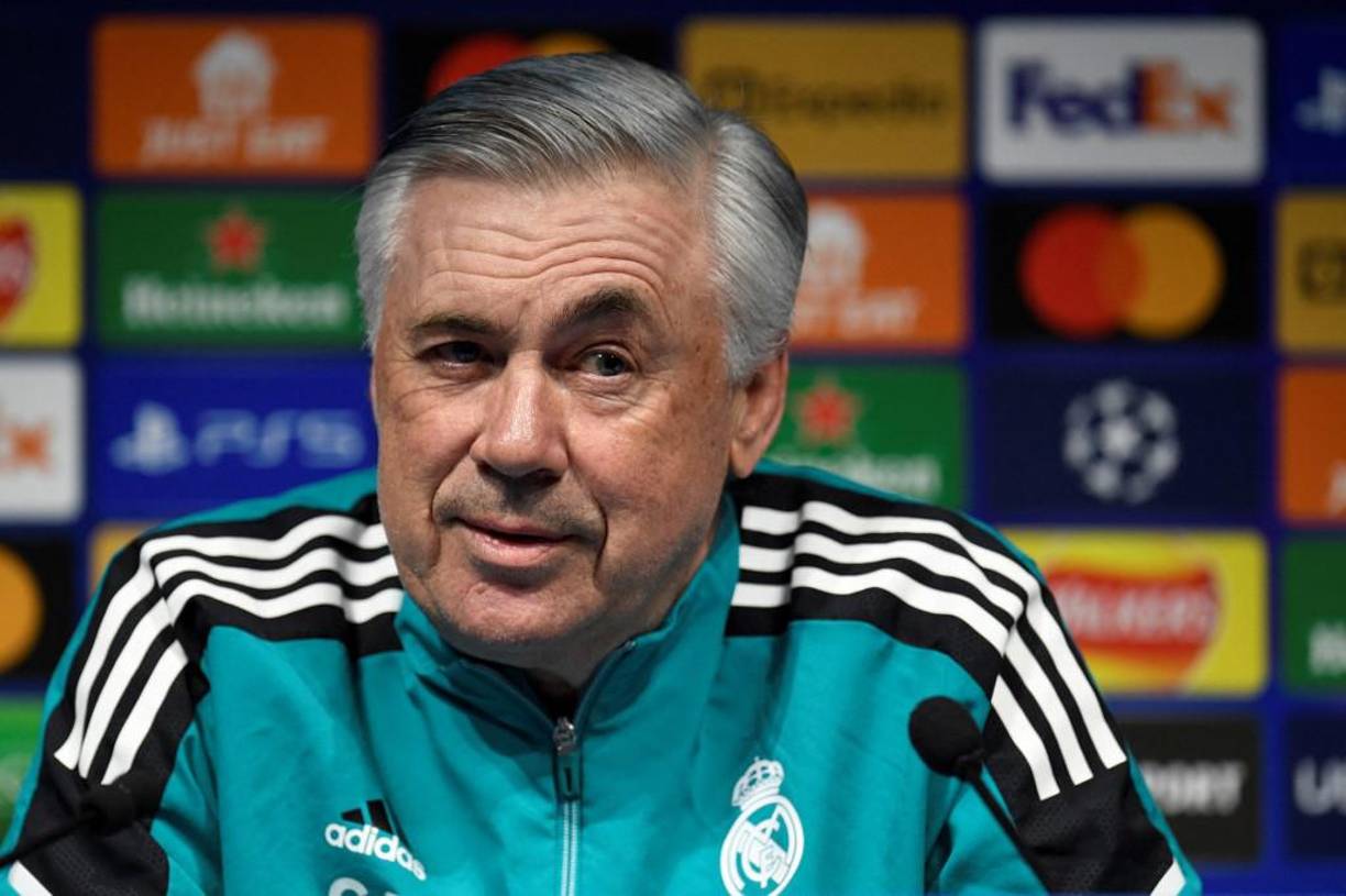 Carlo Ancelotti cuenta con un par de dudas para componer su once titular ya que Real Madrid tiene algunas bajas para el duelo ante Manchester City.