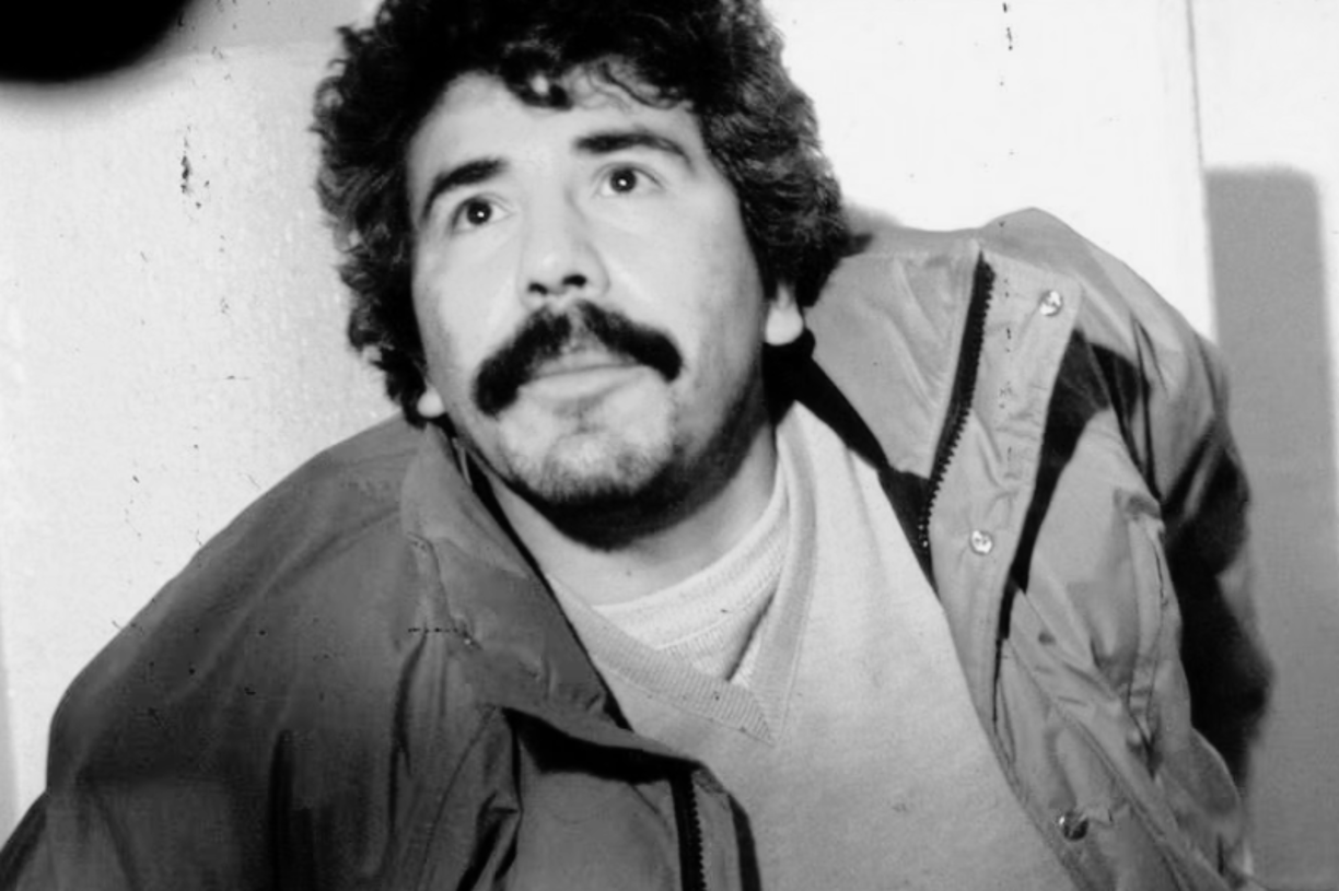 Un juez federal concedió una suspensión provisional que establece que "las cosas se mantengan en el estado que actualmente guardan y se suspenda todo acto tendente a extraditar al quejoso del territorio nacional, única y exclusivamente para el caso que sea o haya sido ordenado por alguna de las autoridades señaladas como responsables, hasta en tanto se dicte la resolución interlocutoria que resuelva el presente incidente de suspensión."