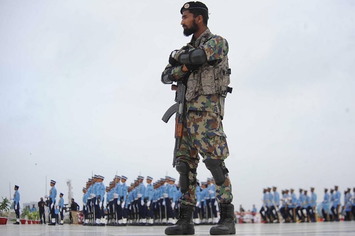 Y es que Pakistán se mantiene en constantes actos bélicos, actos que hacen que niños se involucren en prácticas militares para “defender la soberanía” de Pakistan.