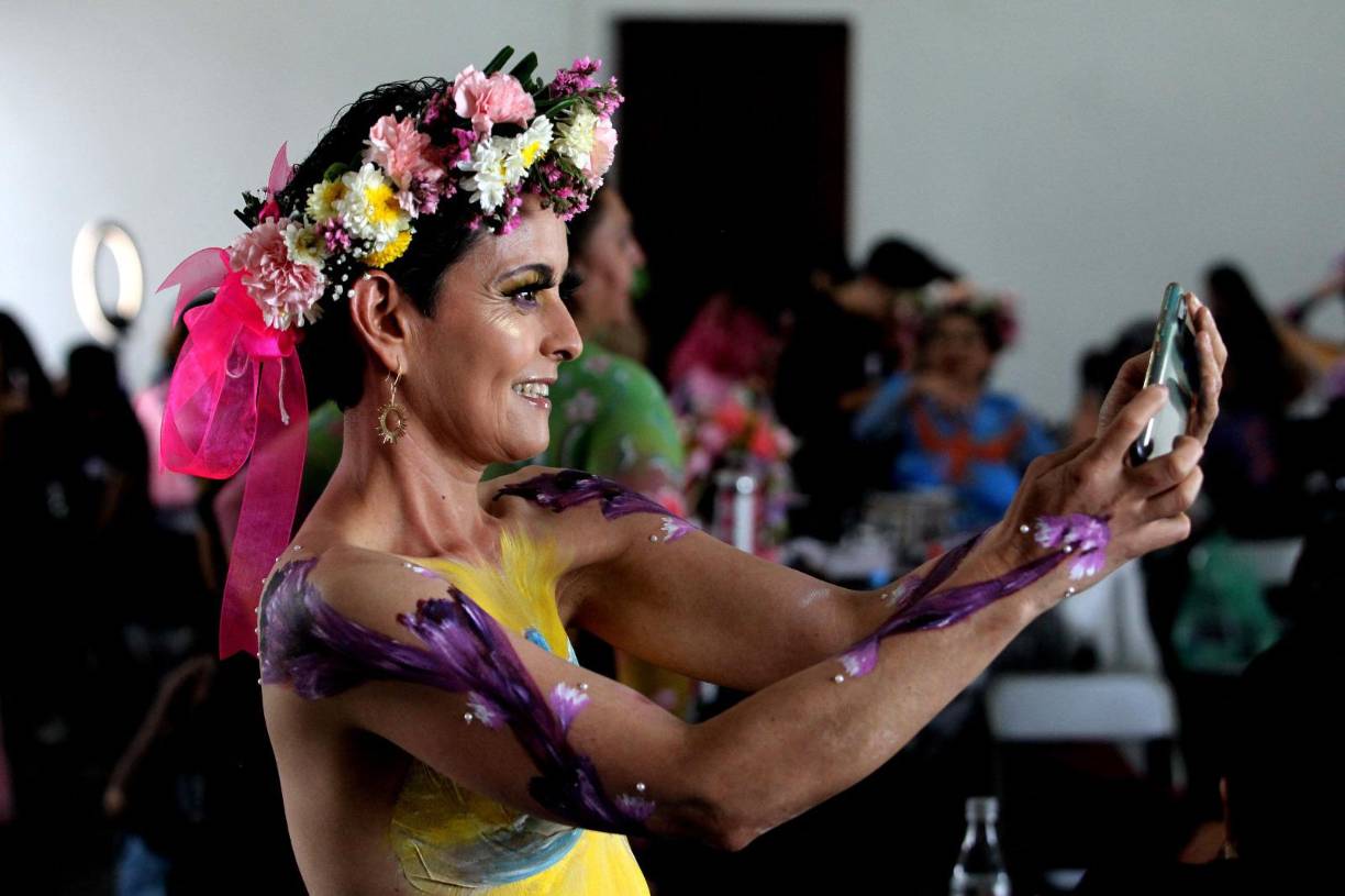 Con esta muestra, las sobrevivientes mostrarán que a pesar de esto, su vida por mantenerse alegres y con la mejor actitud sigue, ya que la actitud para enfrentar el cáncer de mama, lo es todo para salir adelante. 