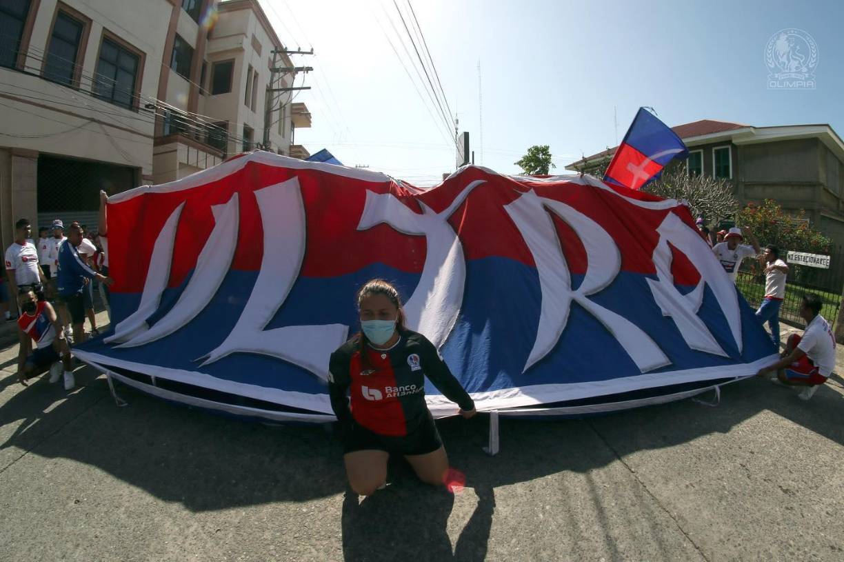 ¡Bonito ambiente! La fiesta de la Ultra Fiel en La Ceiba para el clásico Olimpia-Real España