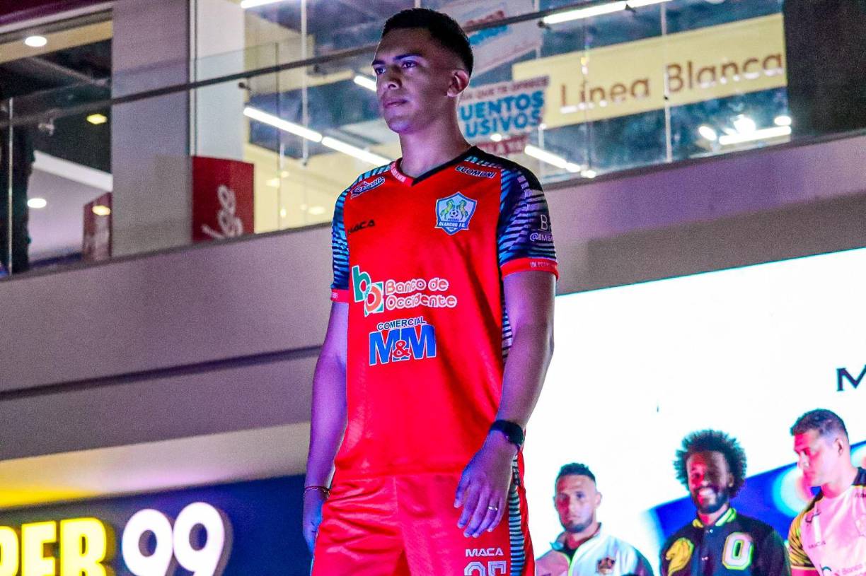 Sin duda, el Olancho FC sorprendió con las diferentes indumentarias para el Apertura 2024.