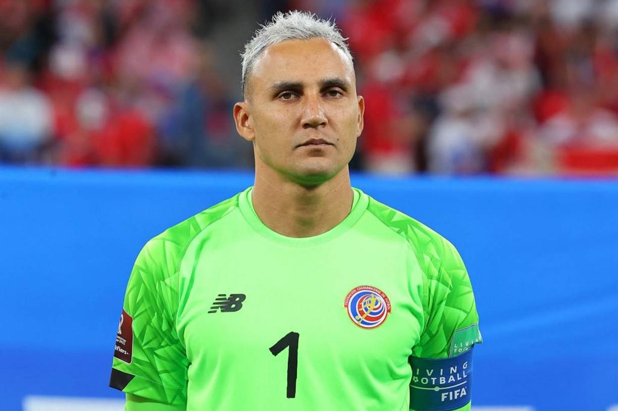 Según medios portugueses, el Benfica quiere tener en sus filas al portero tico Keylor Navas. El centroamericano todavía tiene contrato con el PSG por dos años más, con lo que quedaría libre en 2024, pero la postura de los franceses sería la de tener a Gianluigi Donnarumma como el titular.