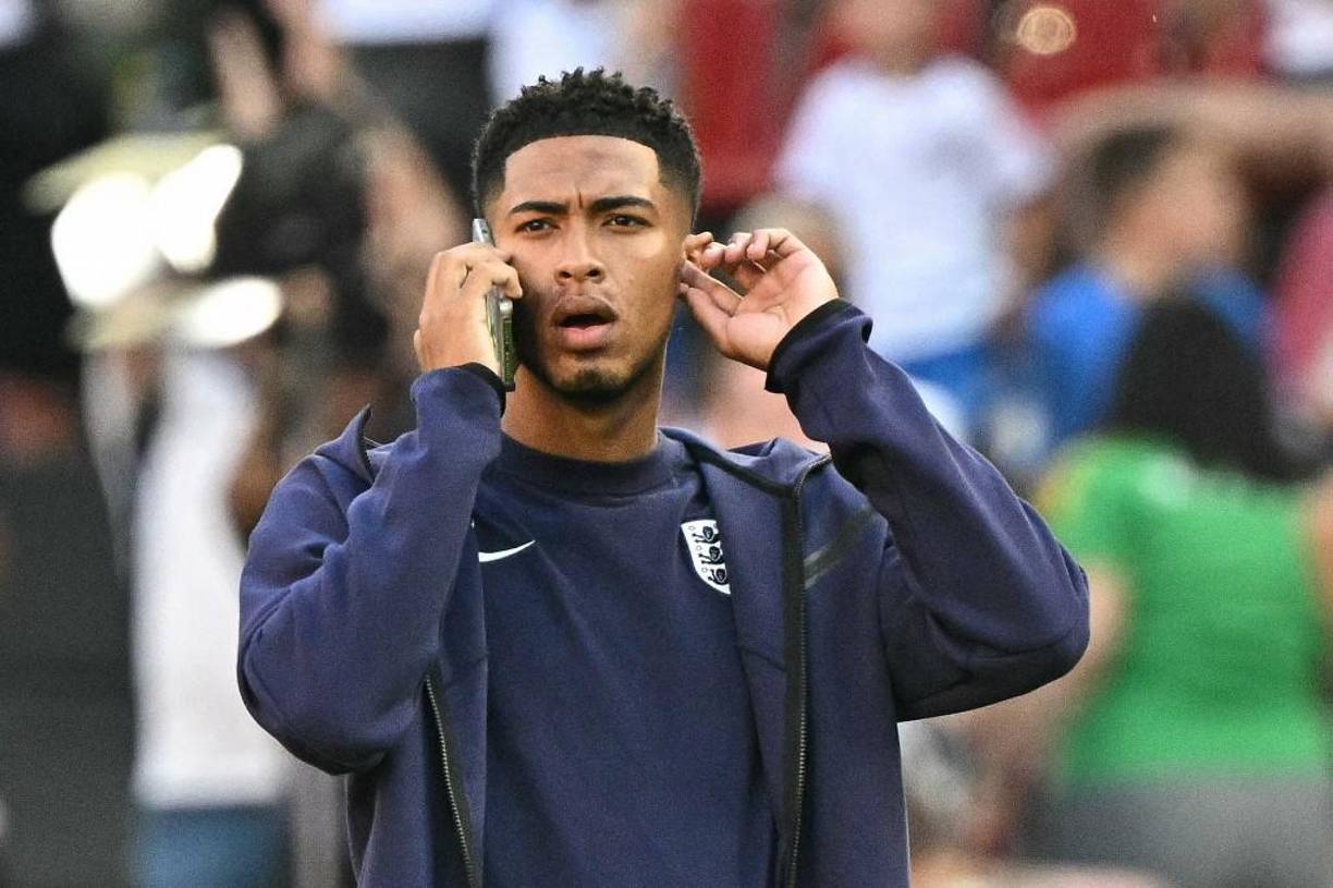 El Comité de Disciplina finalmente abre un expediente por su gesto ofensivo al banquillo de Eslovaquia, algo que él explicó como “una broma a unos amigos”.