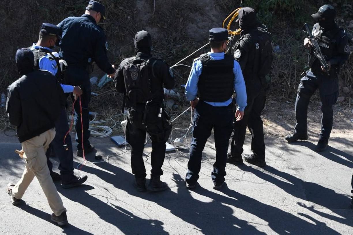 El portavoz de la Policía Nacional, Miguel Martínez Madrid, informó que en varias colonias de Tegucigalpa y Comayagüela, lograron un fuerte decomiso de cámaras