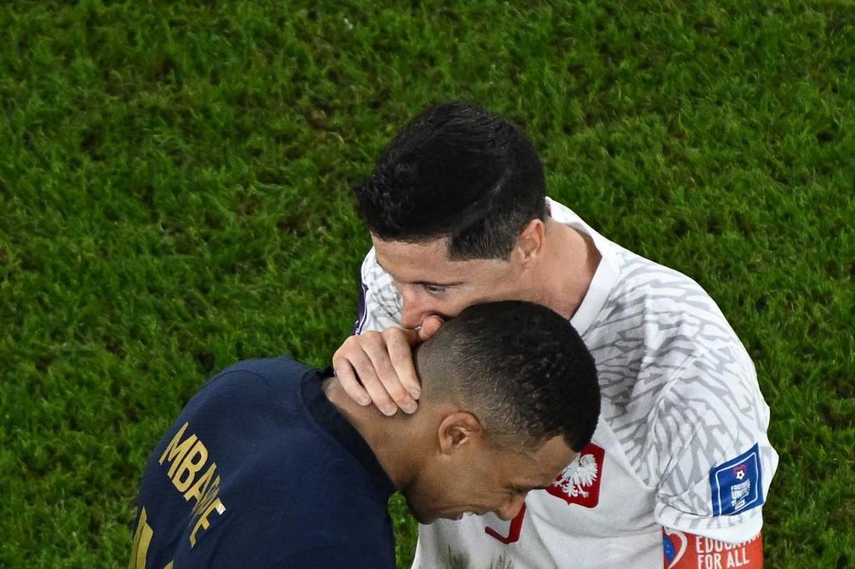 ¿Qué le habrá dicho Lewandowski a Mbappé? esa es la pregunta que muchos se hacen.