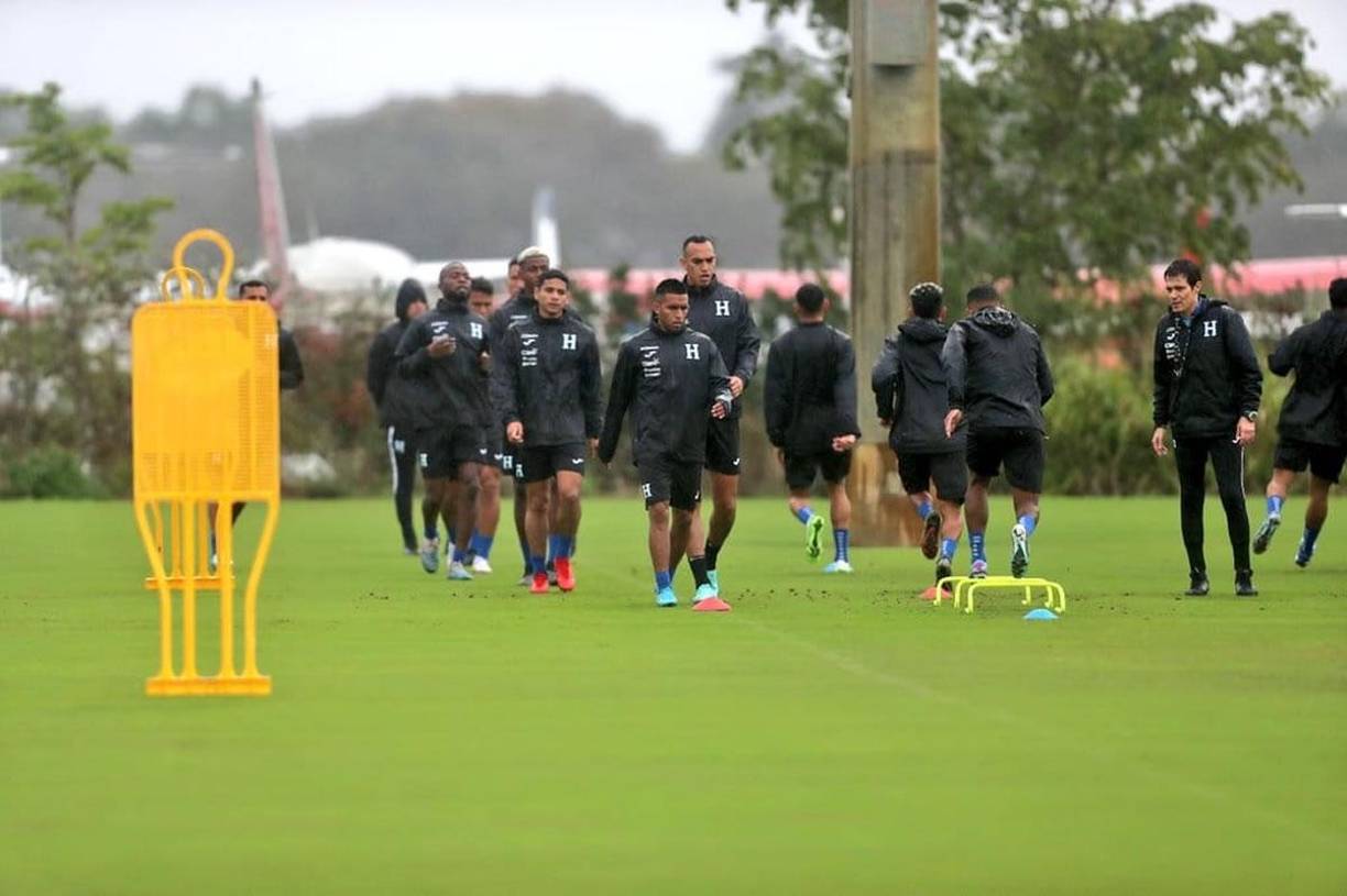 Carlos Argueta y Carlos Pineda buscan un cupo en este nuevo llamado de Reinaldo Rueda.