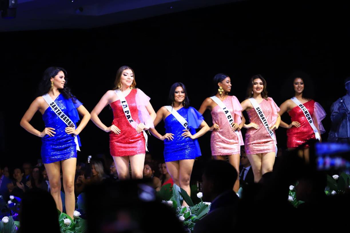 Las candidatas dieron lo mejor de ellas en su primera presentación. 