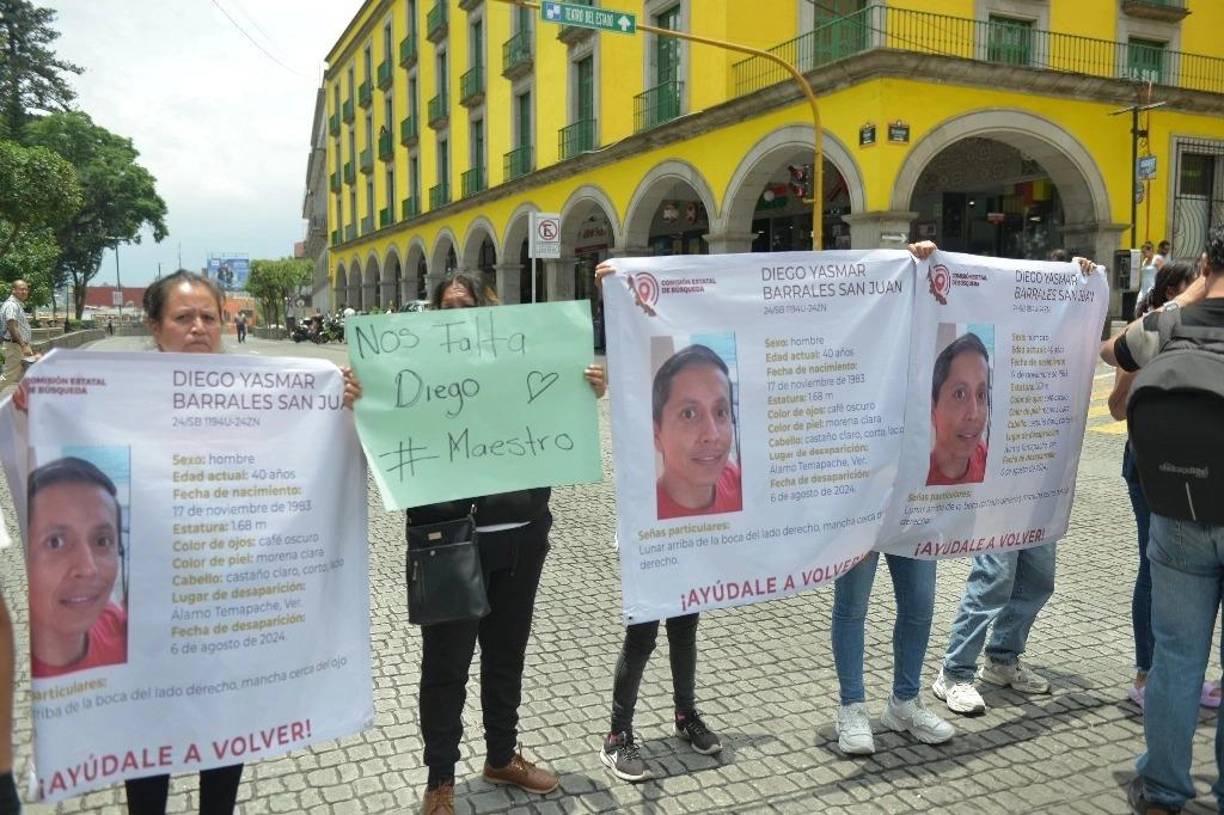 El cuerpo de Barrales fue hallado el 9 de agosto, tres días después de su desaparición, en el Río Pantepec. Su camioneta fue localizada en un camino rural cercano al ejido Pueblo Nuevo. Hasta ese momento, los motivos del asesinato seguían siendo desconocidos.