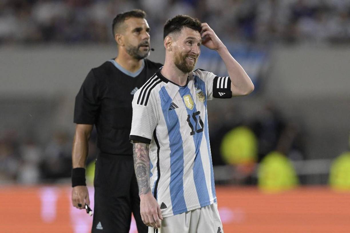 Pese a pagar por un jugador que la mayoría no tendría en sus filas, su presencia significará un fuerte incremento en lo que respecta a la venta de derechos televisivos, así como también en la venta de entradas para los fanáticos que desearán verlo en en el campo. 