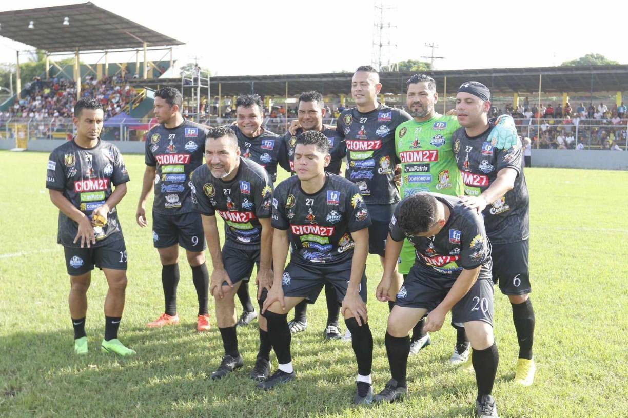 Y el rival de turno fue un equipo de la ciudad progreseña que contaba con Luis Alvarado, Mariano Acevedo, Mario Berrios y el influencer ‘Supremo’. 