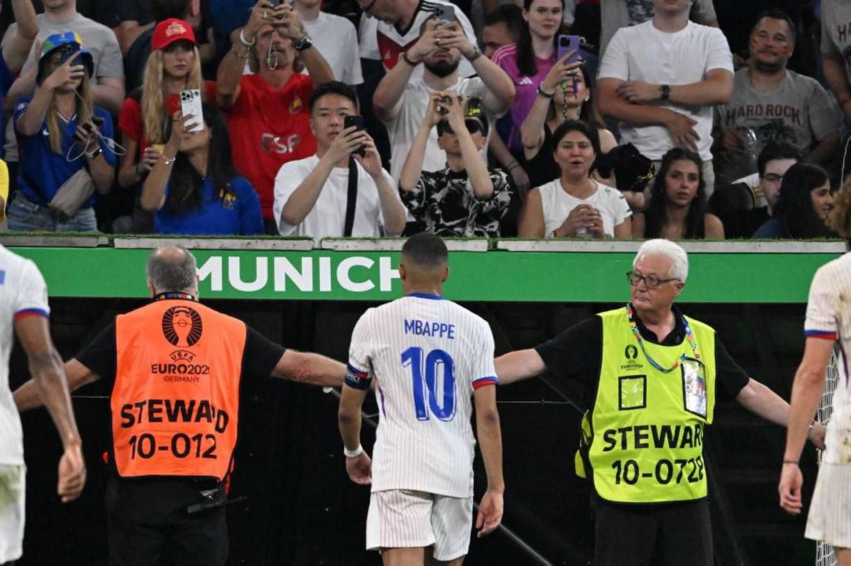 Mbappé le dijo adiós a la opción de conquistar la Eurocopa 2024 luego de que su selección de Francia fue derrotada 2-1 por su similar de España.