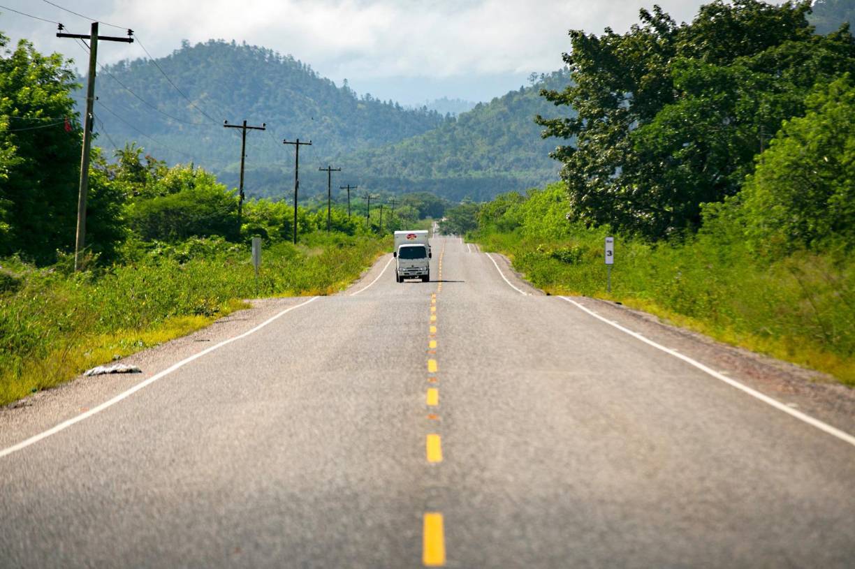 La carretera que inauguró Xiomara Castro en Olancho (fotos)