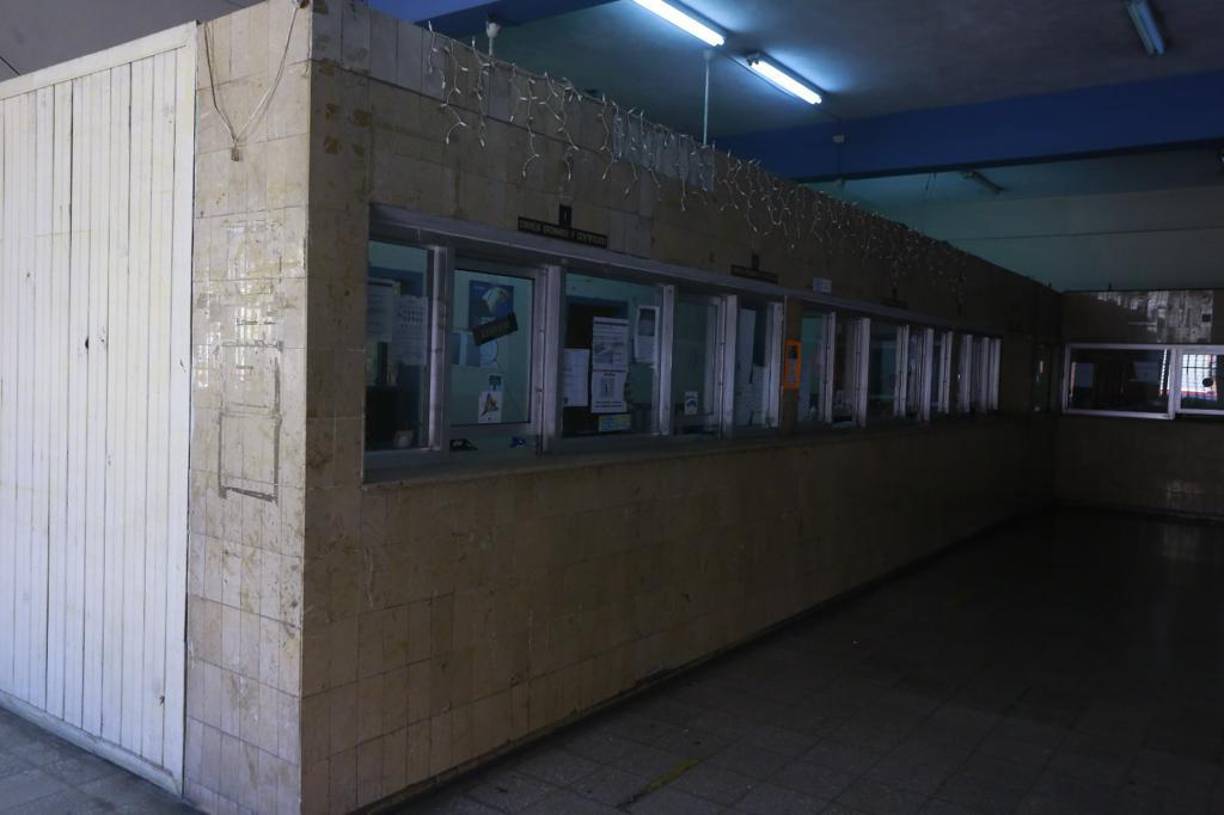 Antes de la pandemia,en 2020, el correo enviaba más de 30,000 paquetes mensuales, pero este número bajó un 60% debido al confinamiento por el COVID-19 y en 2021 cerraron el año con un 80% de envíos.