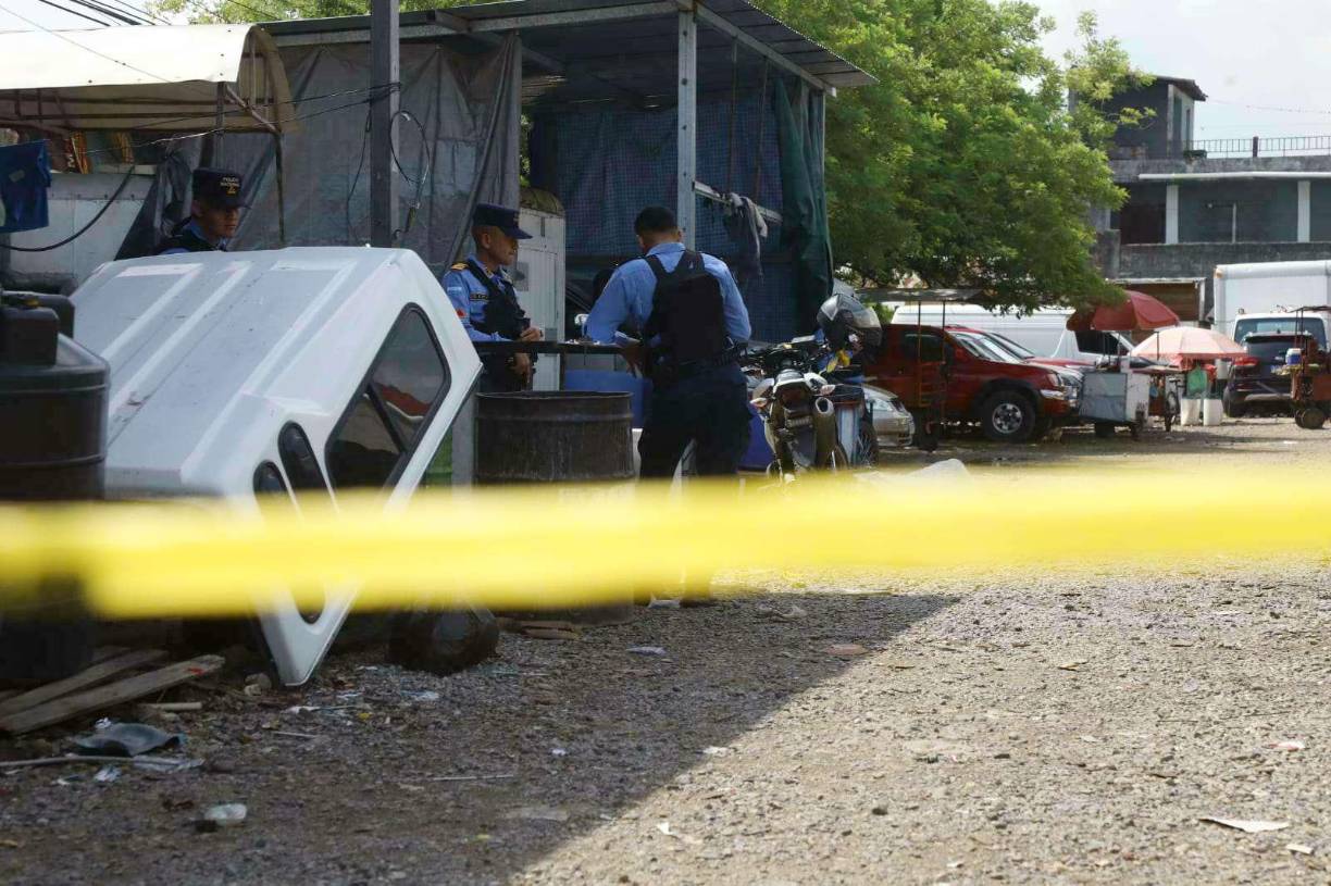 Las autoridades informaron que al llegar al lugar, Durbin Alexis Soto Meléndez (51) estaba muerto y su cuerpo fue trasladado a la Morgue Judicial.