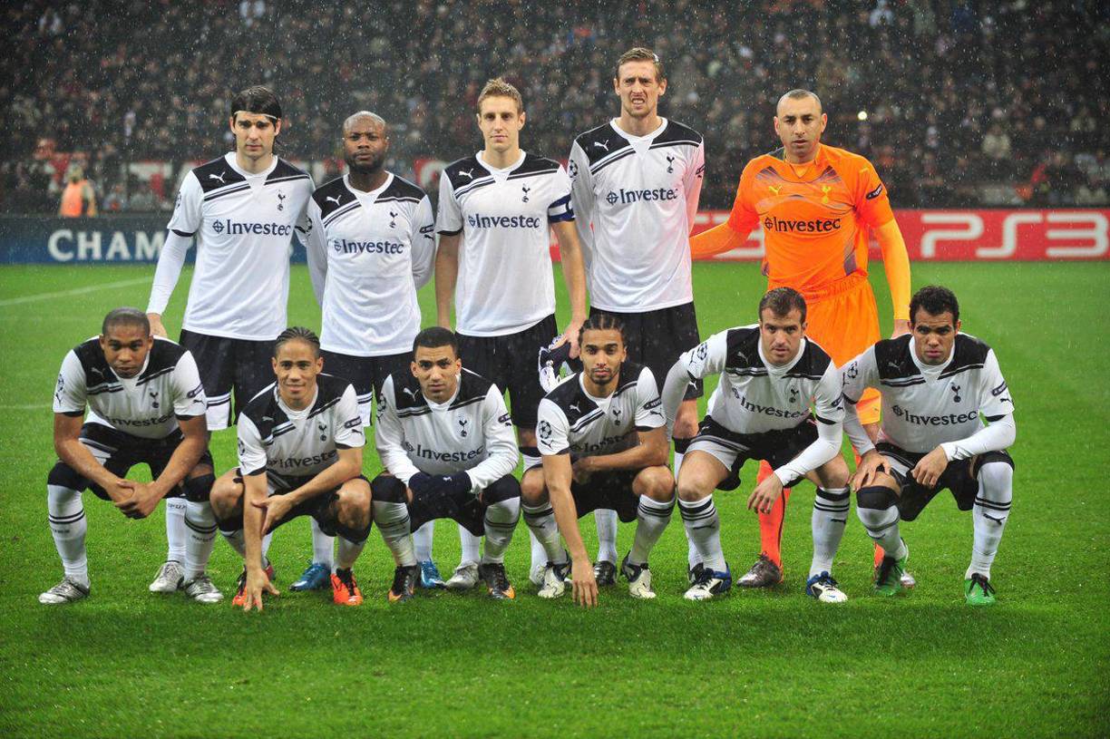 A pesar que no ganaron títulos durante ese tiempo, no se puede olvidar que el Tottenham ejecutaba grandes partidazos en los campos de Inglaterra.