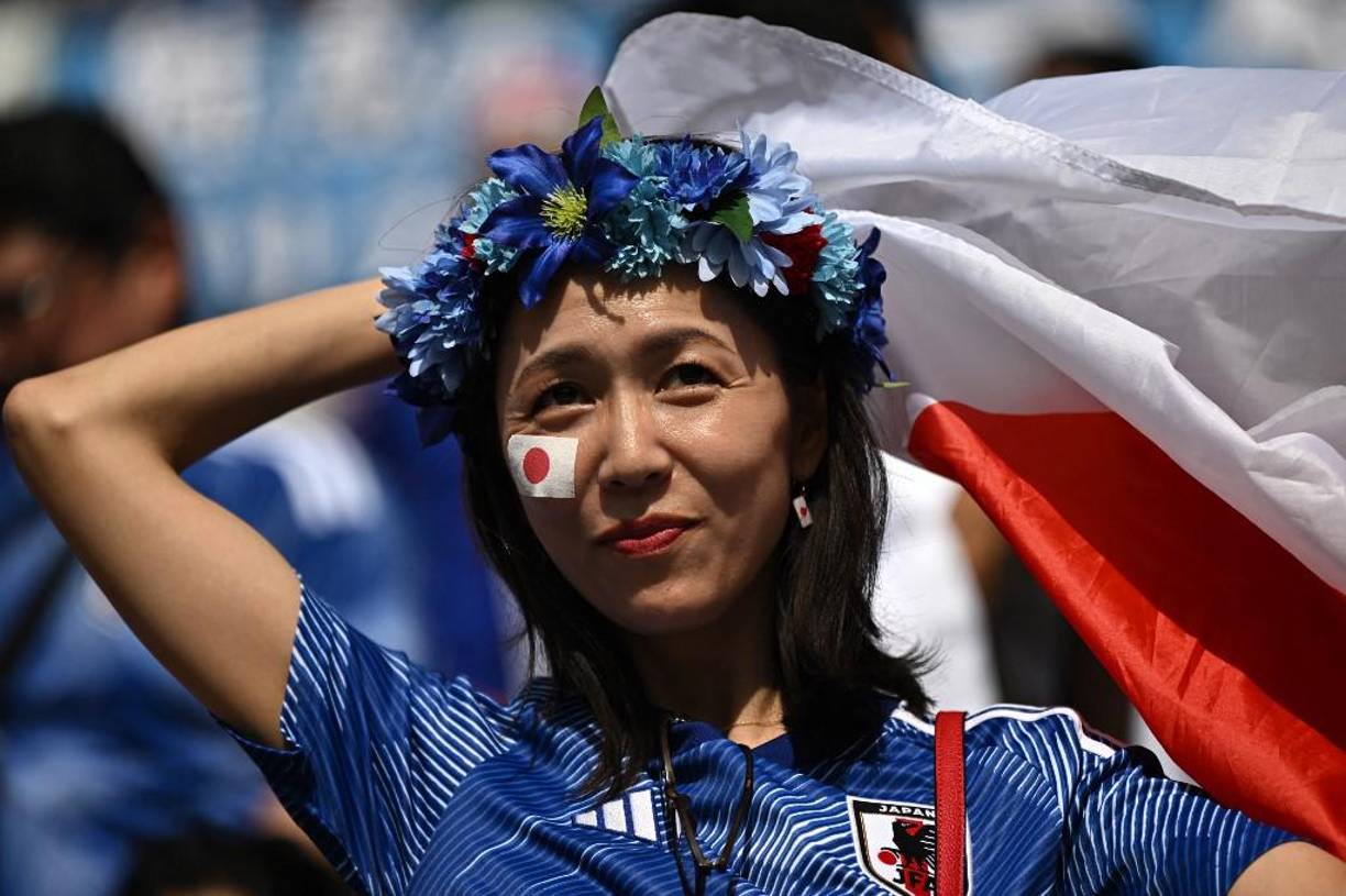 Una de las chicas de Japón que estuvo presente en las graderías.