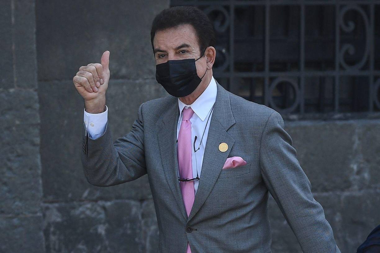 5. “Por lo tanto, aplaudimos el fondo pero no la forma de ciertas decisiones que ha tomado en estos 4 meses pero no debemos ser juzgados por decisiones en las que no participamos”. 