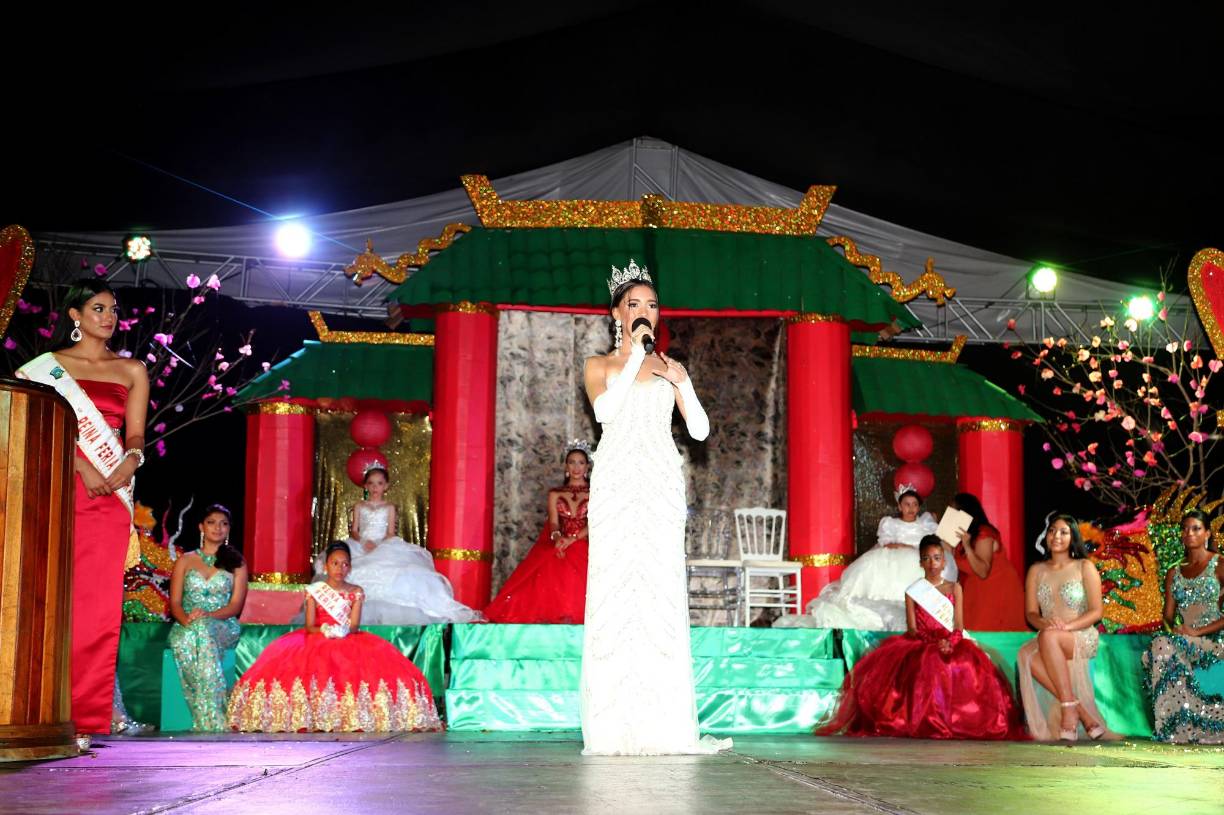 La Reina de la Feria Angie Torres (21) estudia UTH mercadotecnia.