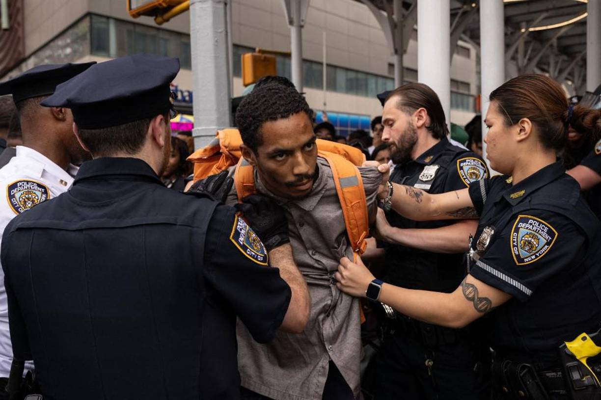 Cenat no había obtenido ningún permiso para su evento.