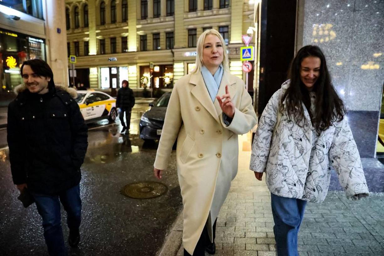 <b>Duntsova</b> también pidió a los dirigentes del pequeño partido liberal Yábloko que apoyen su candidatura.