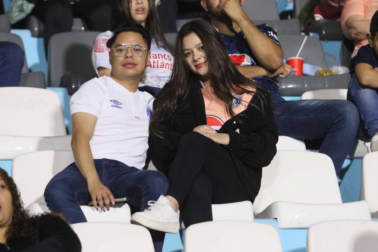 Ellos posaron para las cámaras de Grupo OPSA. 