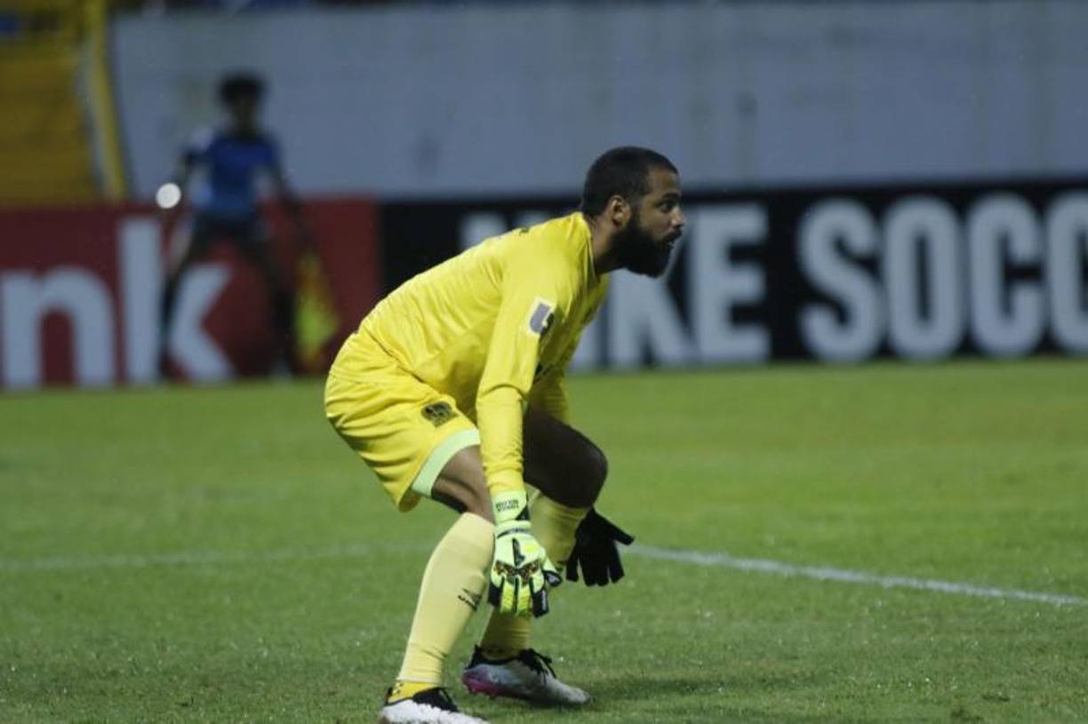 Edrick Menjívar: Es el portero titular del Olimpia.