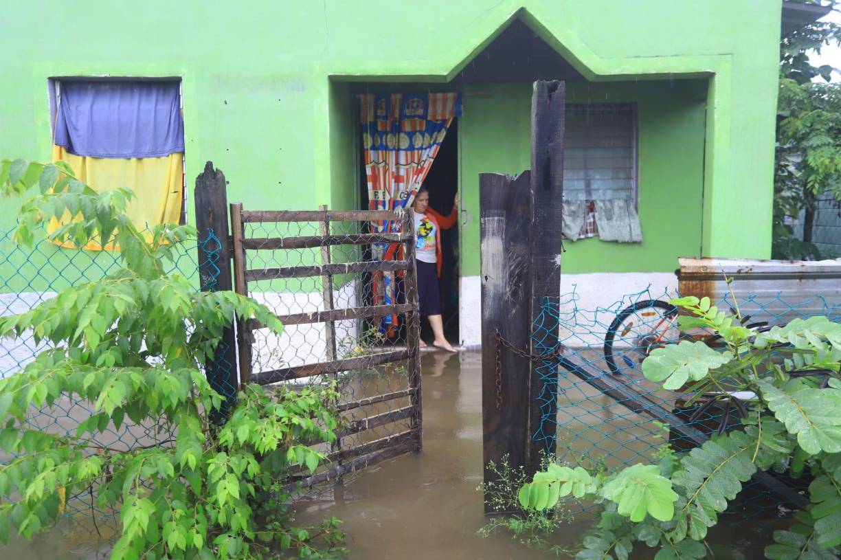 La 14 de enero o la Juan Orlando Hernández, en Quebrada Seca, adelante de Choloma. 