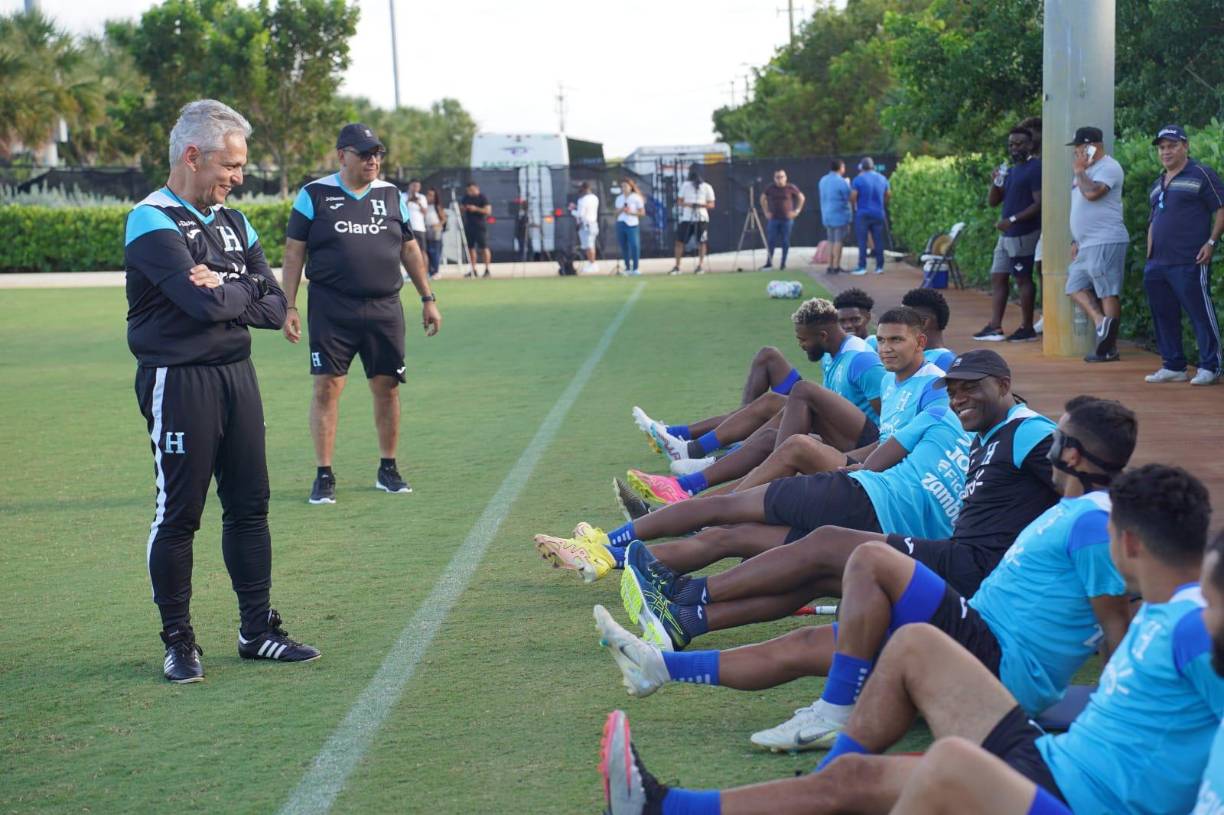 Rueda sabe que, ante Jamaica, un rival de corte inglés con fútbol rápido, potente y vertical, deberá buscar el contragolpe o quitarles la pelota.