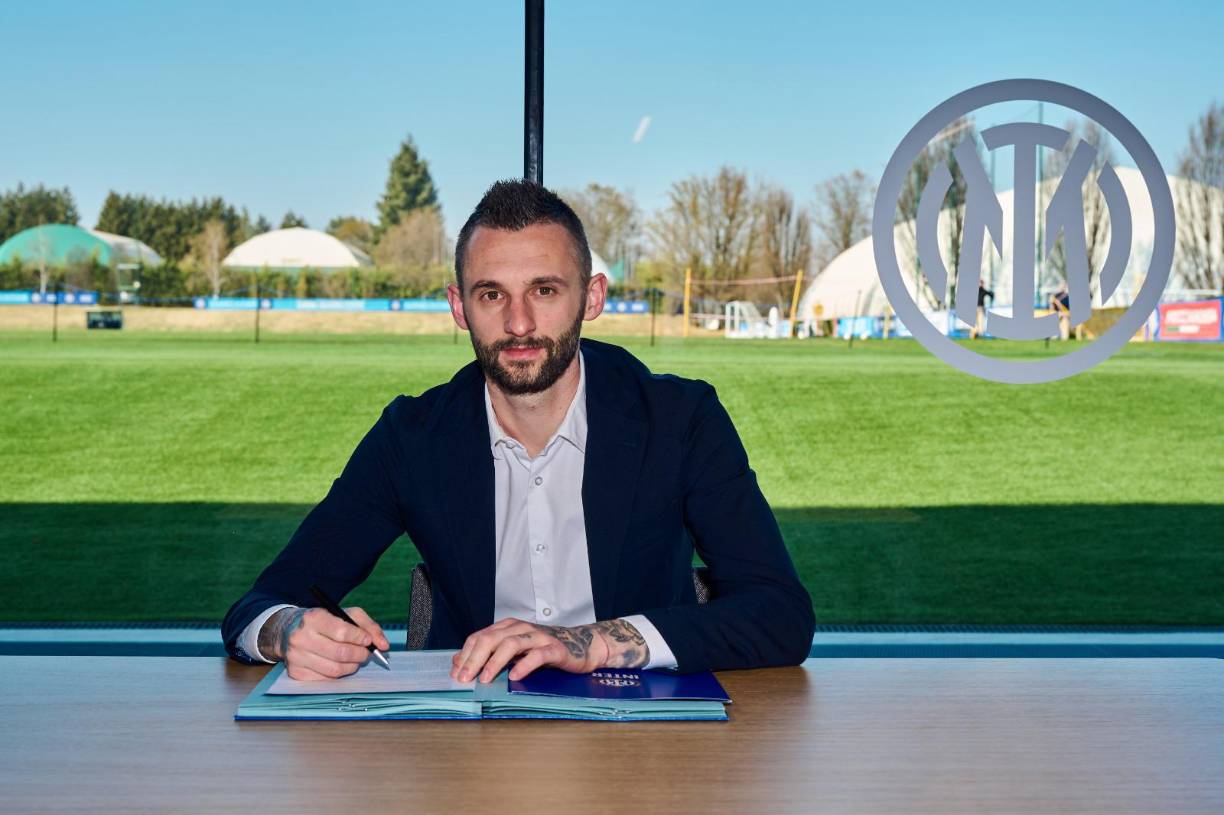 Marcelo Brozovic, cuyo contrato expiraba el próximo 30 de junio, ha renovado con el Inter de Milan hasta 2026