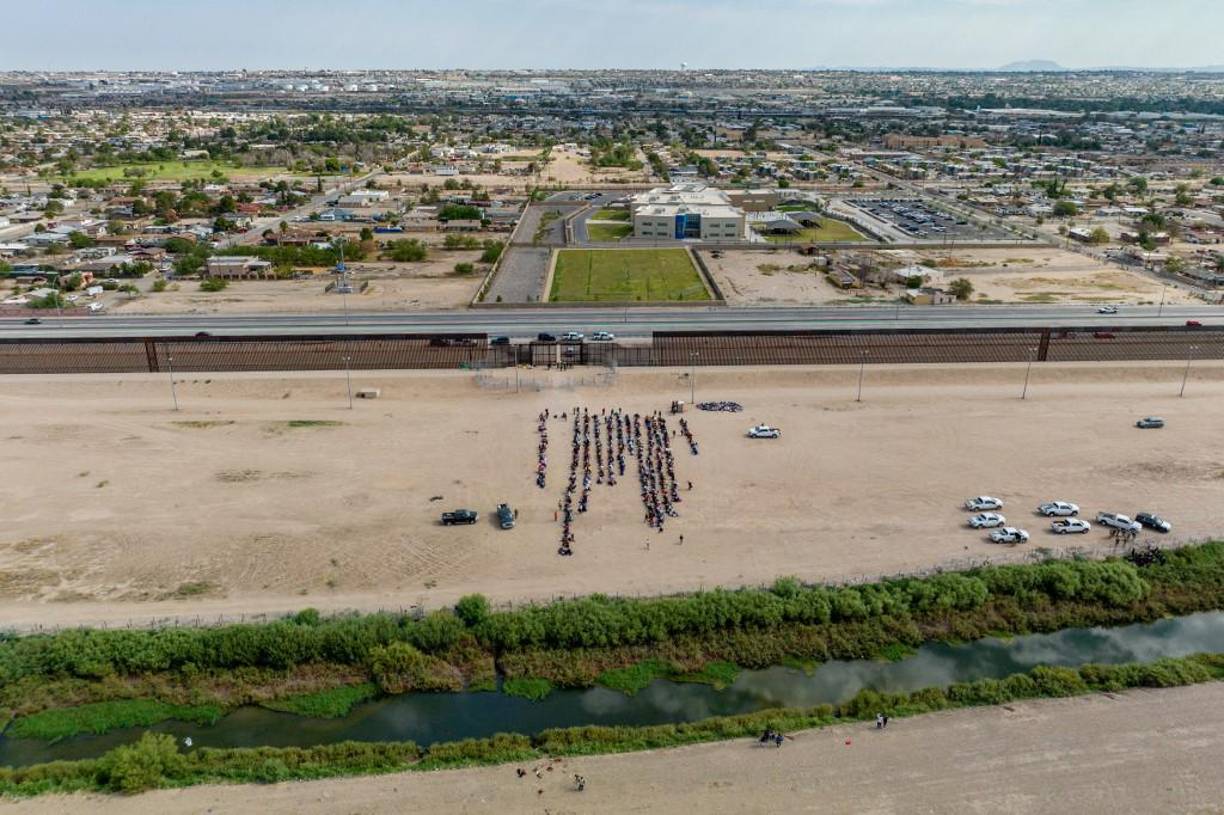 Tampoco han rehabilitado alguna estación para retener a los más de 8.000 migrantes que hay en la ciudad, según las estimaciones de las organizaciones locales.