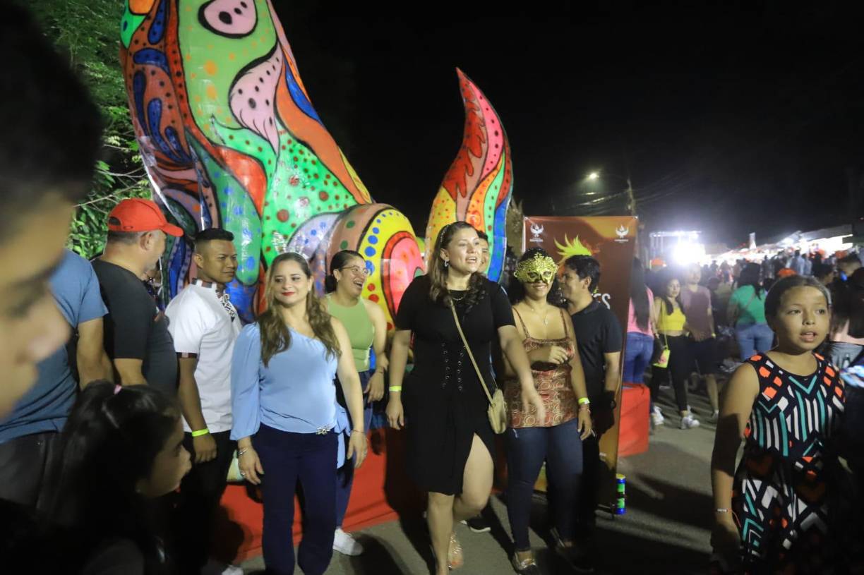 Cientos de familias disfrutaron del tradicional evento triniteco, municipio cuna de riqueza cultural en el occidente hondureño. 